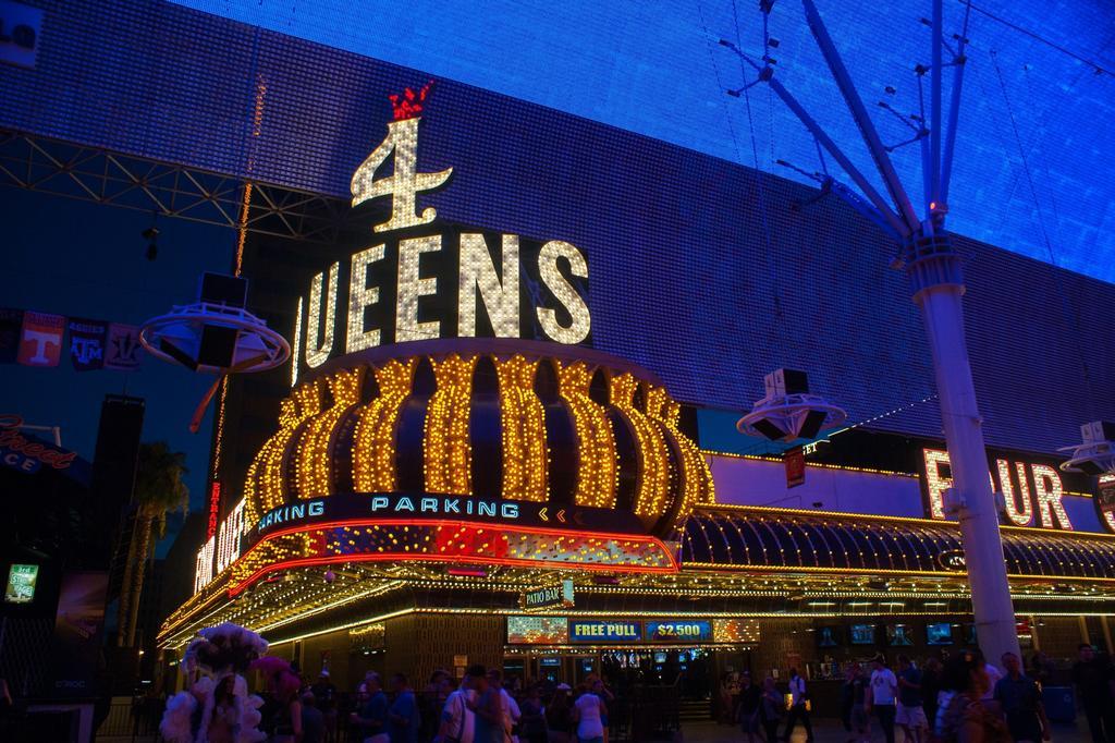 Four Queens Hotel And Casino Лас-Вегас Экстерьер фото